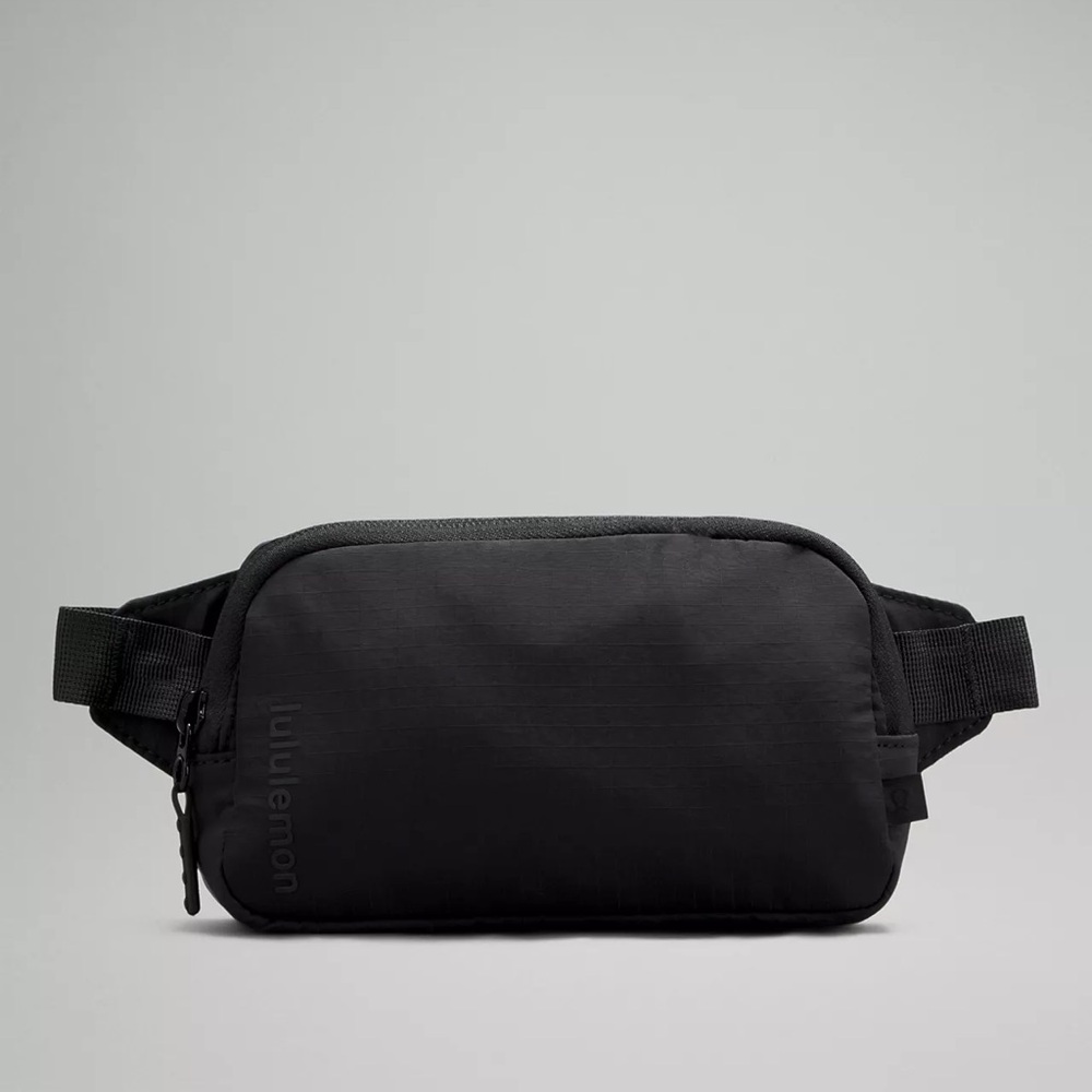 lululemon athletica Mini Belt Bag, black—NWT - Picture 1 of 6